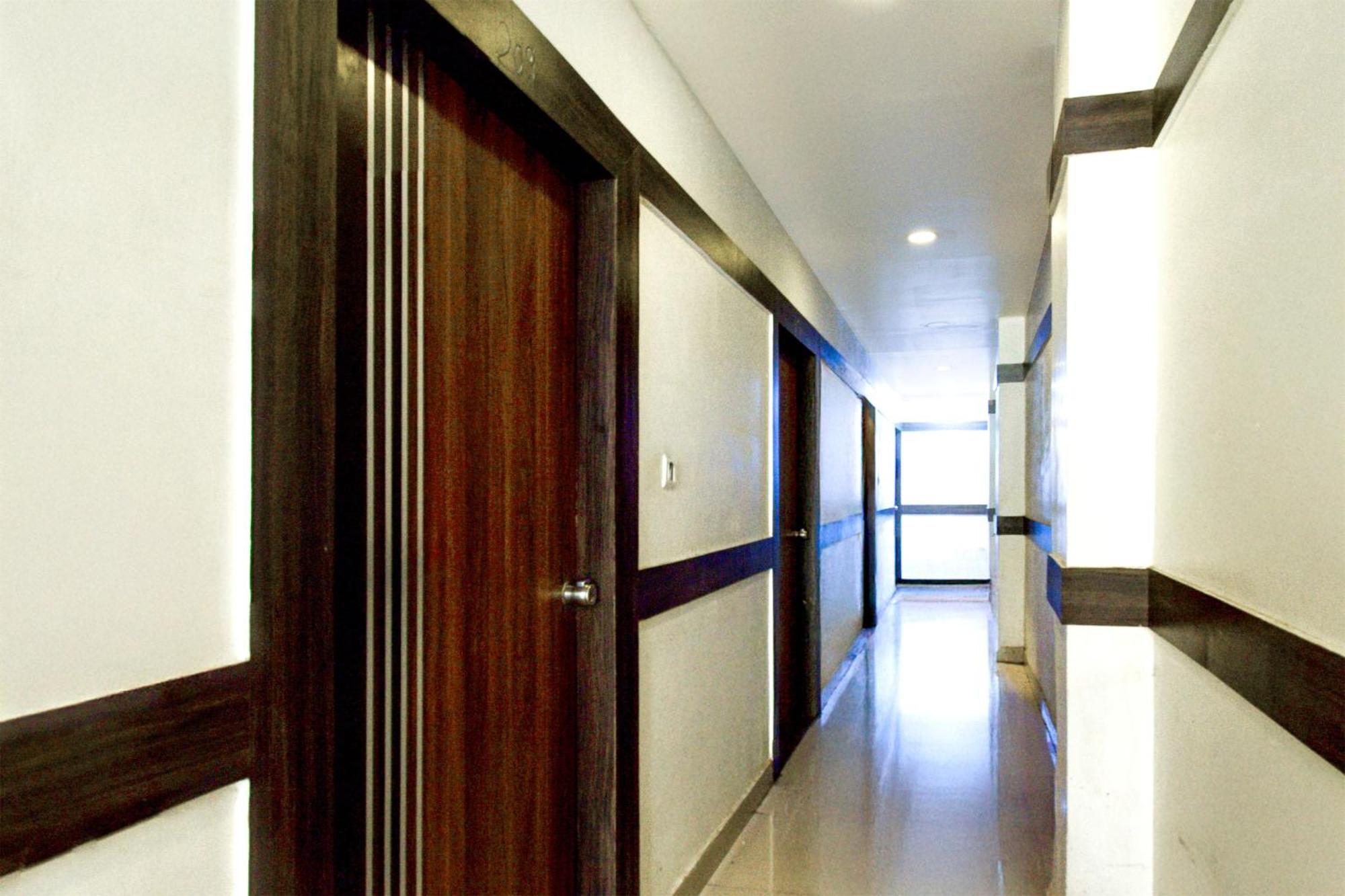 Hotel O Asian Residency Hyderabad Exterior foto